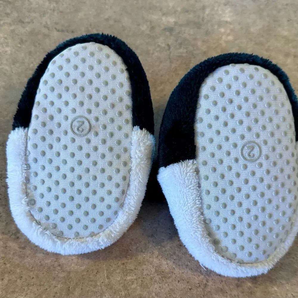 Adorable Infant Panda Plush Slippers Black & White Size 2 Cozy Cute Fun Soft